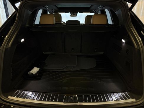 New 2026 Porsche Cayenne image 28