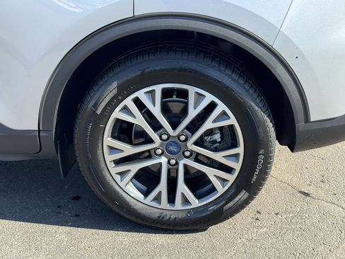 Used 2020 Ford Escape SEL image 41