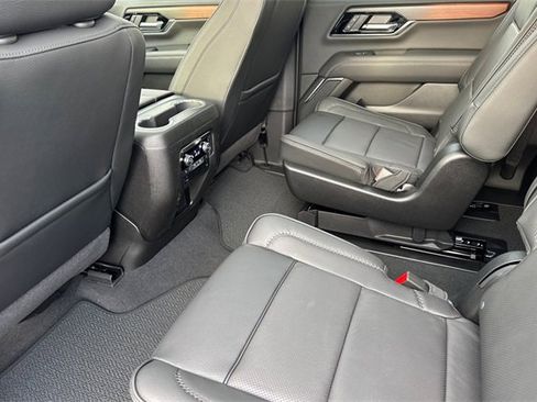New 2026 GMC Yukon XL Denali w/ Sun & Power Step Package image 12