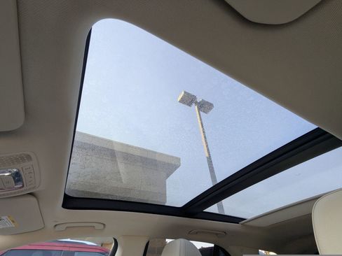 Used 2022 Mercedes-Benz GLE 450 4MATIC image 24