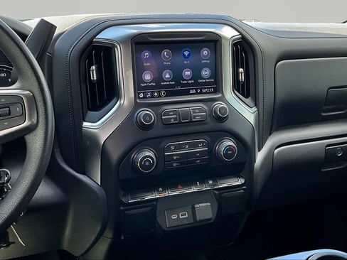 Used 2020 Chevrolet Silverado 1500 LT w/ LT Value Package AWD/4WD image 9