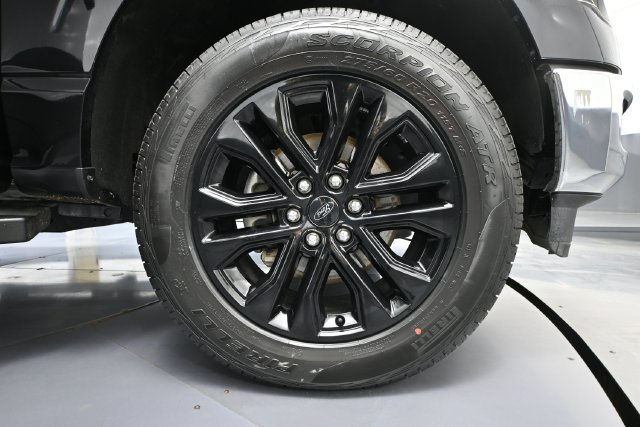 Used 2024 Ford F150 XLT AWD/4WD image 12