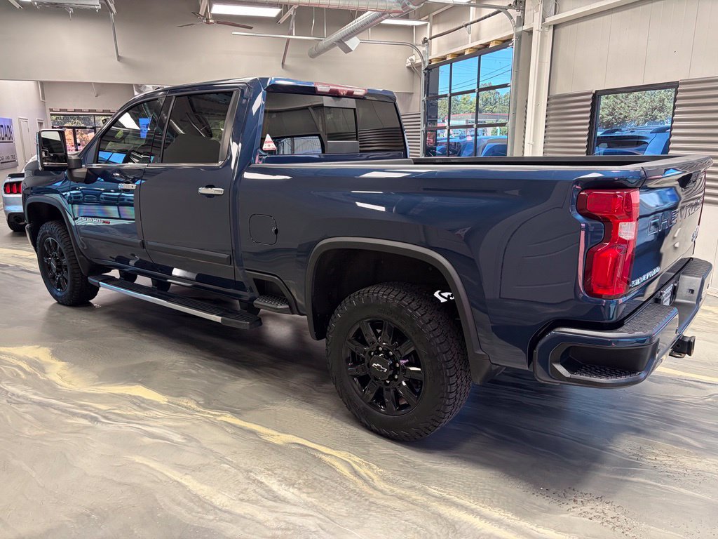 Used 2020 Chevrolet Silverado 2500 High Country w/ Z71 Off-Road Package AWD/4WD image 36