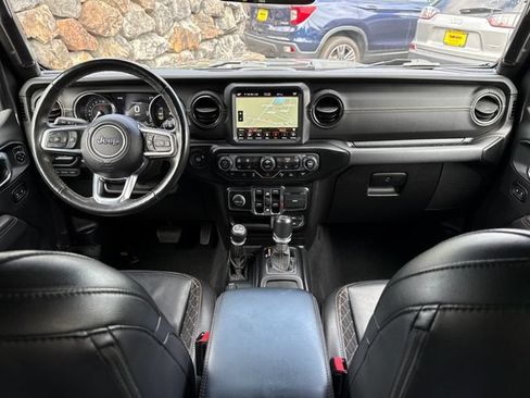 Used 2021 Jeep Wrangler Unlimited Sahara AWD/4WD image 8
