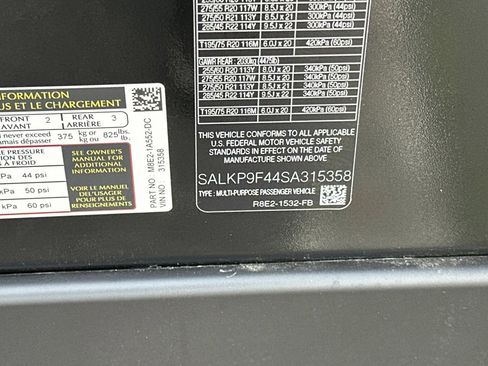 New 2025 Land Rover Range Rover SE image 29