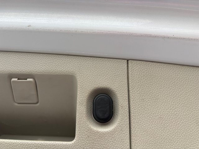 Used 2017 GMC Yukon Denali AWD/4WD image 18