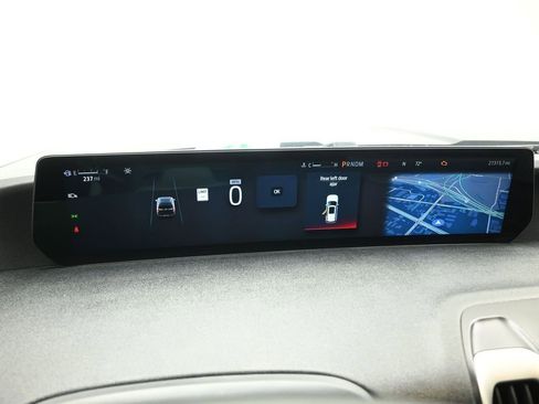 Certified 2025 Ford Expedition Active image 14