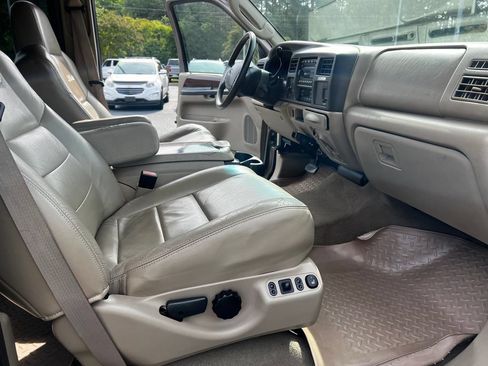 Used 2005 Ford Excursion Limited AWD/4WD image 14
