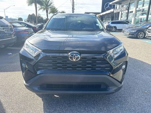 Used 2021 Toyota RAV4 XLE Premium image 2