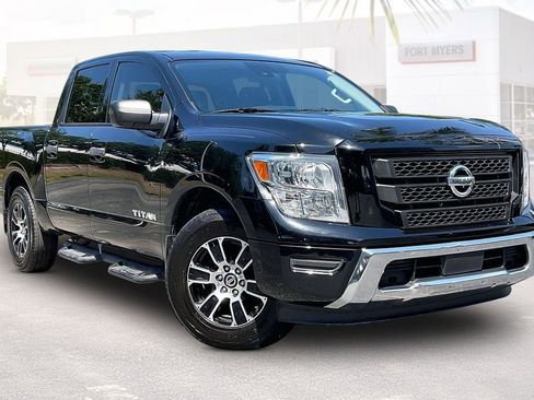 Used 2022 Nissan Titan SV w/ Accessory Utility Package RWD image 1