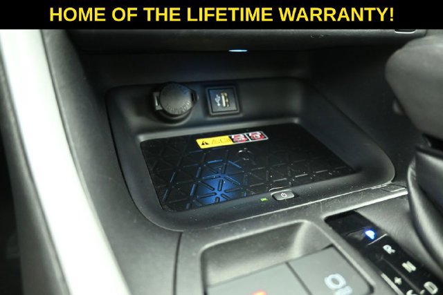 Used 2023 Toyota RAV4 XSE AWD/4WD image 28