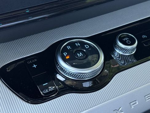 New 2026 Ford Expedition Active AWD/4WD image 26