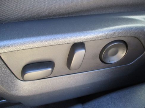 Used 2025 Buick Envision Sport Touring AWD/4WD image 34