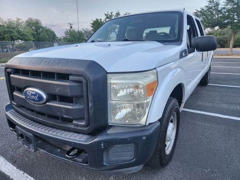 Used 2011 Ford F250 XL image 3