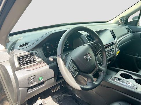 Used 2025 Honda Ridgeline RTL image 9