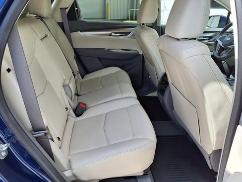 Used 2024 Cadillac XT5 Premium Luxury FWD image 10