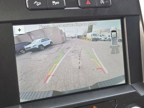 Used 2019 Ford F150 Lariat w/ Equipment Group 502A Luxury image 9