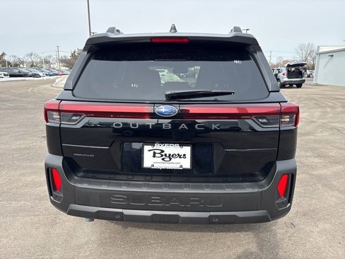 New 2026 Subaru Outback Limited image 4