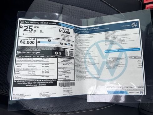 Certified 2026 Volkswagen Tiguan SE R-Line AWD/4WD image 33