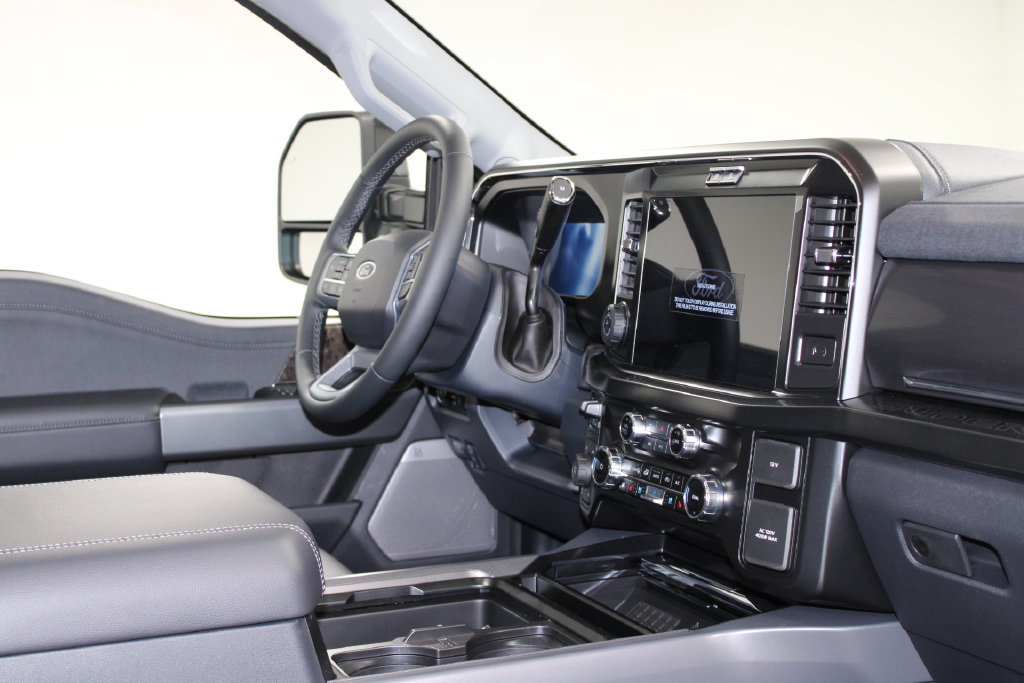 New 2026 Ford F350 Lariat w/ Black Appearance Package AWD/4WD image 32