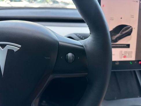 Used 2023 Tesla Model 3 Standard Range RWD image 19