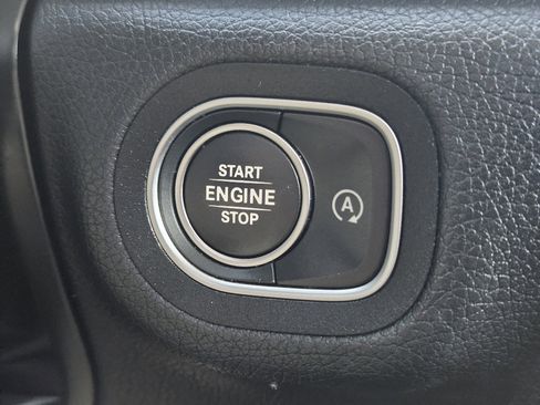 Used 2023 Mercedes-Benz GLE 450 GLE 450 4MATIC image 24