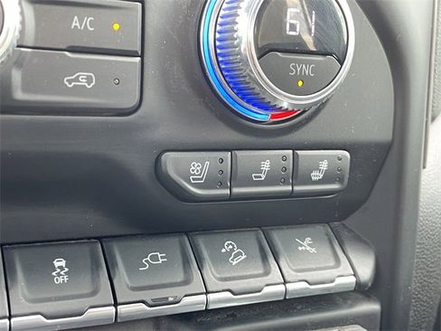 Used 2023 GMC Sierra 2500 Denali w/ Denali Ultimate Package image 25