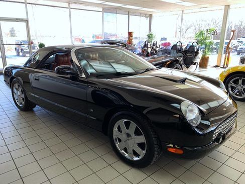 Used 2003 Ford Thunderbird image 7