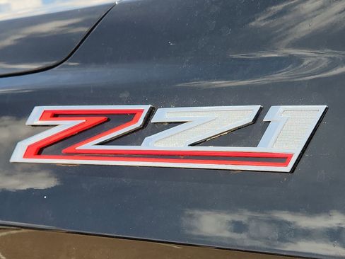 Used 2024 Chevrolet Tahoe Z71 w/ Z71 Off-Road Package AWD/4WD image 9