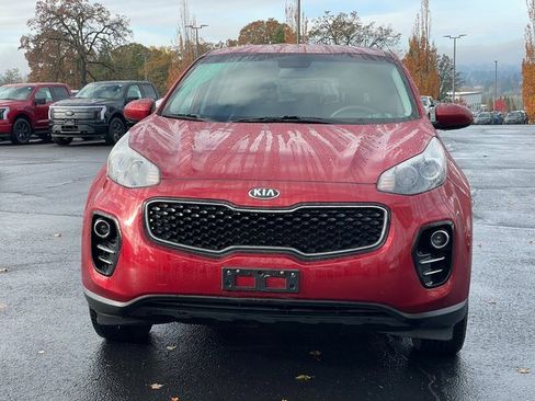 Used 2018 Kia Sportage LX image 9