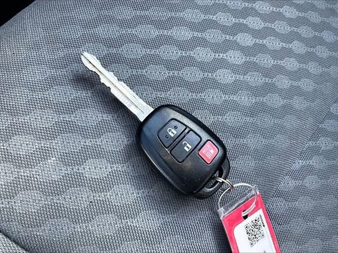 Used 2021 Toyota Tacoma SR5 image 11