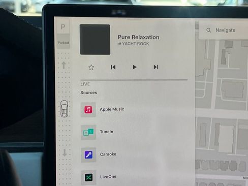 Used 2023 Tesla Model X image 17