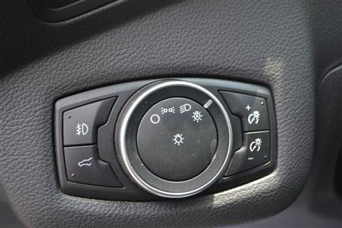 Used 2017 Ford Escape SE w/ SE Leather Comfort Package FWD image 17