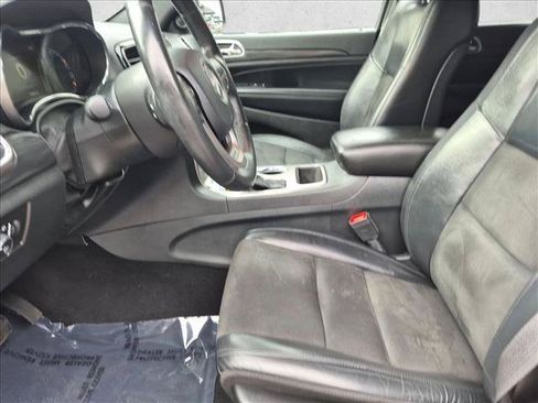 Used 2019 Jeep Grand Cherokee Altitude AWD/4WD image 13