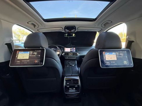 Used 2019 BMW X7 xDrive40i w/ Premium Package image 60