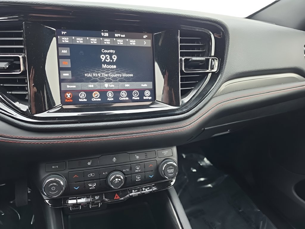 Used 2023 Dodge Durango GT AWD/4WD image 27