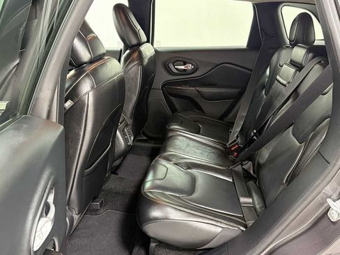 Used 2015 Jeep Cherokee Limited AWD/4WD image 24