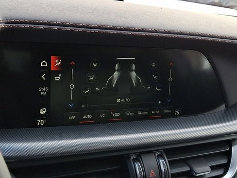 New 2025 Alfa Romeo Stelvio Sprint image 15