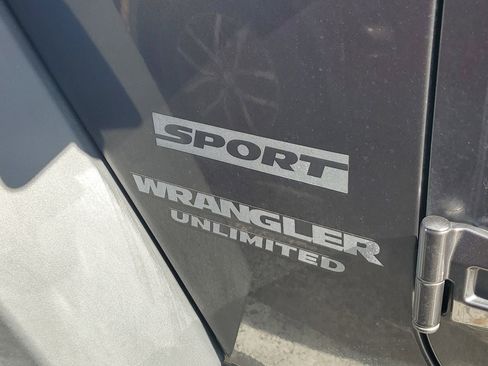 Used 2017 Jeep Wrangler Unlimited Sport w/ Quick Order Package 24S image 7