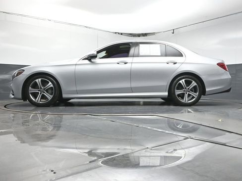 Used 2020 Mercedes-Benz E 350 Sedan w/ Premium Package image 34