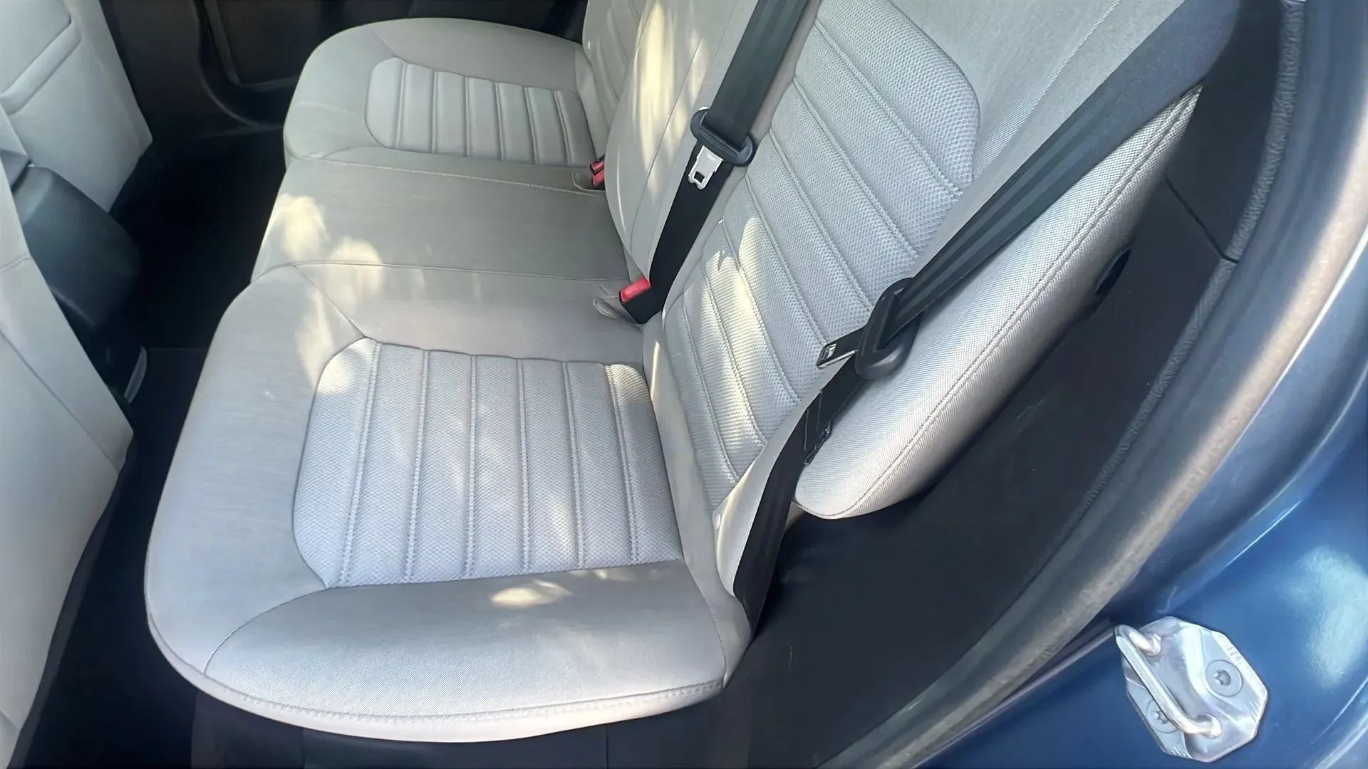 Used 2018 Ford Fusion S FWD image 19