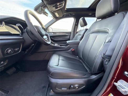 New 2026 Jeep Grand Cherokee Limited image 7