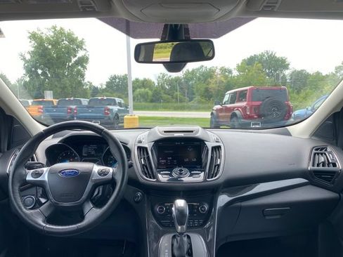 Used 2014 Ford Escape Titanium w/ Equipment Group 401A FWD image 21