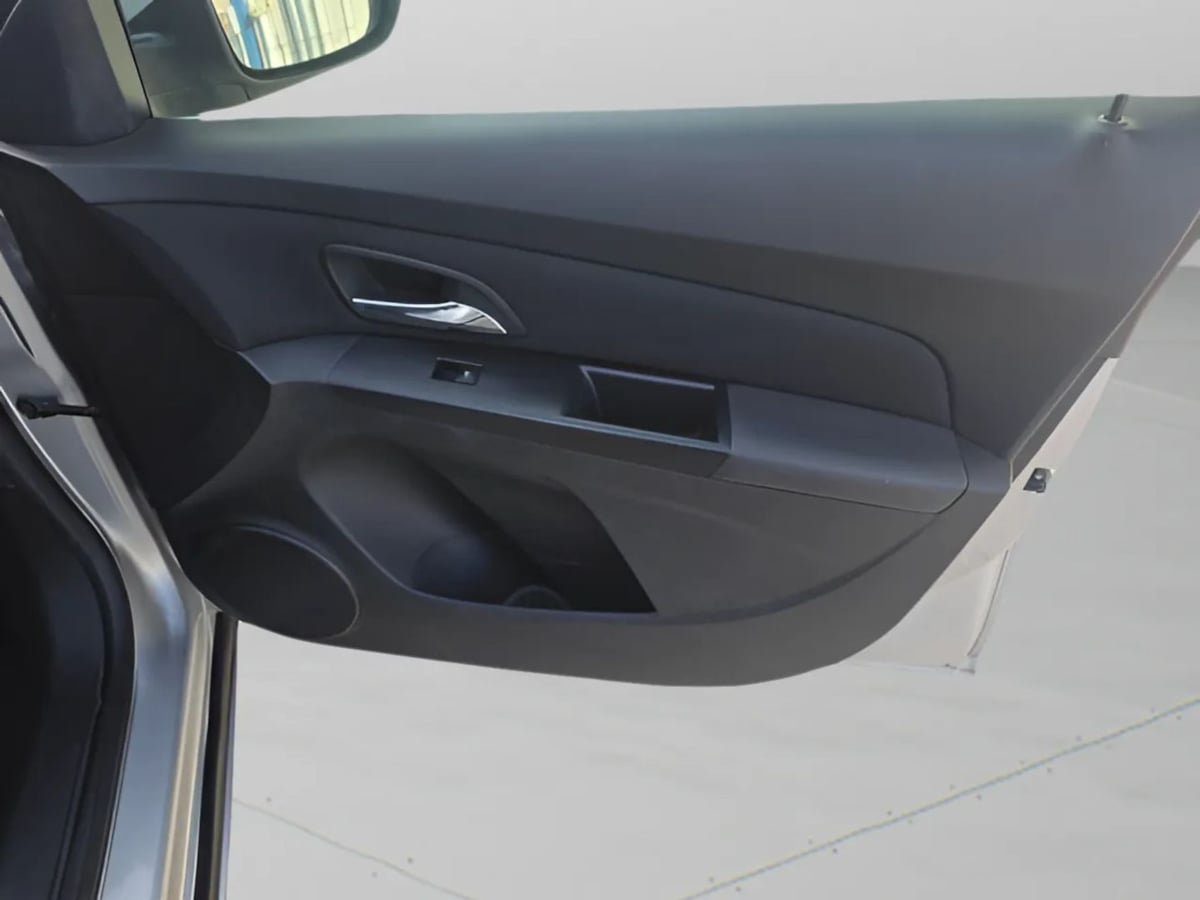 Used 2012 Chevrolet Cruze LT FWD image 26