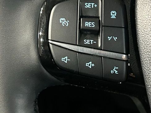 Used 2024 Ford Escape SE image 66