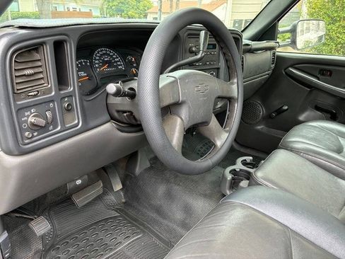 Used 2007 Chevrolet Silverado 2500 W/T RWD image 20