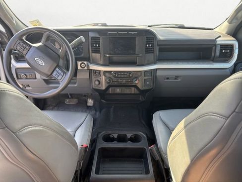 Used 2024 Ford F250 XL w/ XL Chrome Package AWD/4WD image 10