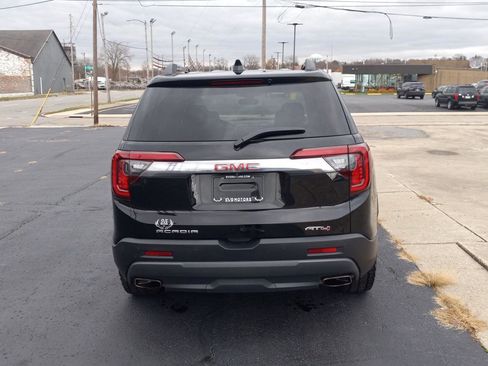 Used 2023 GMC Acadia AT4 image 4