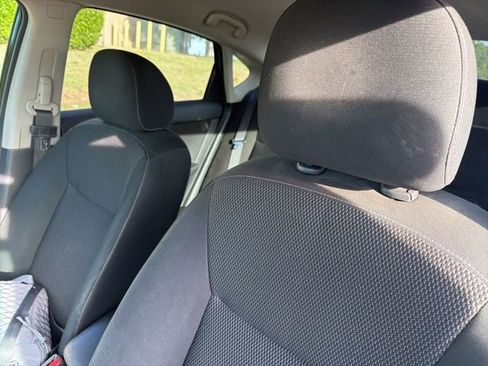 Used 2019 Nissan Sentra S FWD image 9