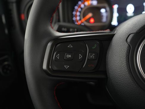 Used 2024 Jeep Wrangler Unlimited Rubicon image 27